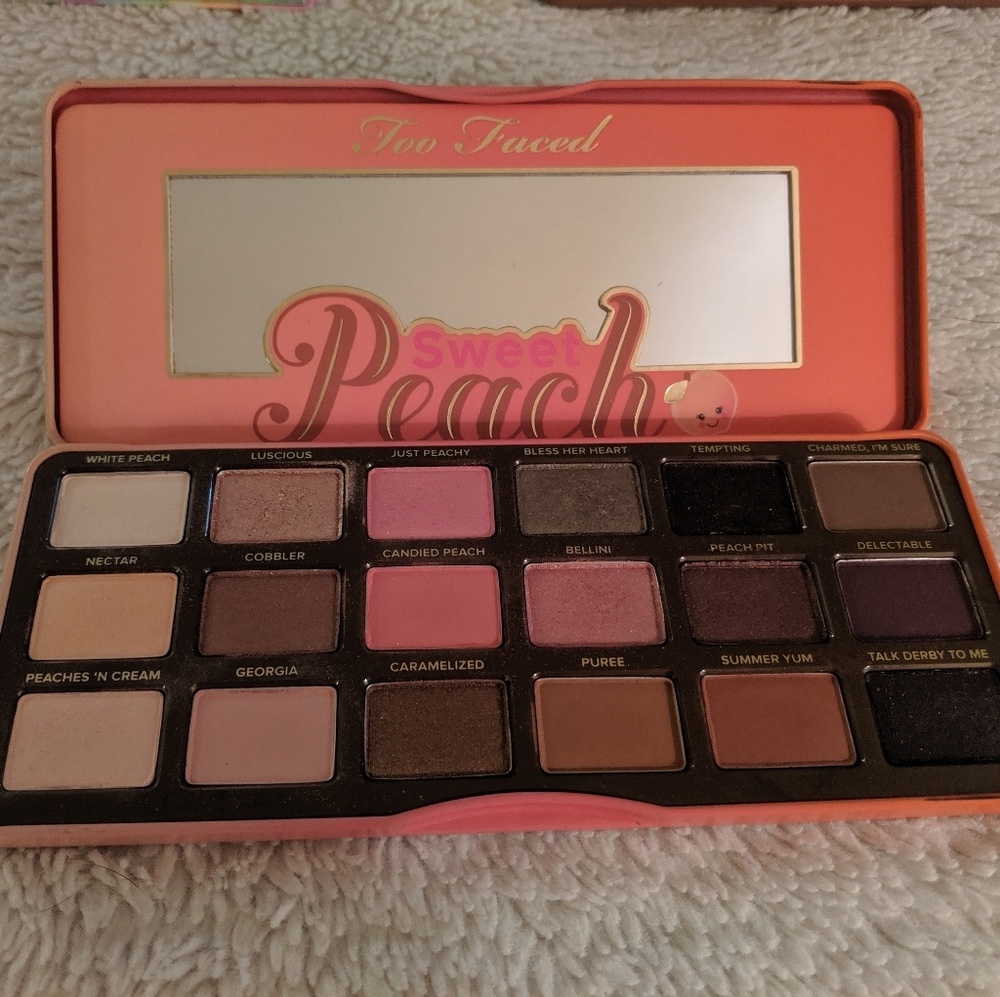 Too Faced Sweet Peach Palette